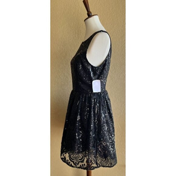 BB Dakota Women’s Tate Sequin Lace Fit And Flare Sleeveless Dress Black Size 8 - Picture 11 of 12